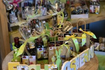 *OSTERMONTAG OFFEN*  ab 10.00 – ca. 17.00 Uhr, auch für Kaffee & Kuchen. Wir freuen uns auf Sie!